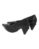 Black Pointed Pumps | PDP | Antonia