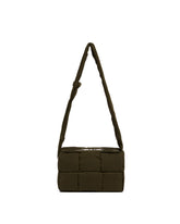 Arco Padded Camera Bag - Bottega Veneta men | PLP | Antonia