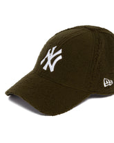 Green 9FORTY New York Yankees Borg Cap | PDP | Antonia