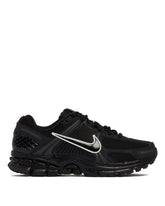 Zoom Vomero 5 Black Sneakers - NIKE | PLP | Antonia