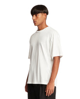 White Logoed Label T-shirt | PDP | Antonia