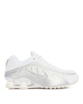 White Shox R4 Sneakers - NIKE | PLP | Antonia