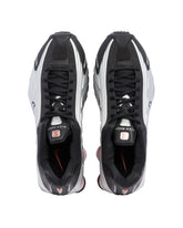 Gray Shox R4 Sneakers - Men's shoes | PLP | Antonia