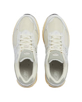 White 2002R Sneakers - SALE MEN SHOES | PLP | dAgency